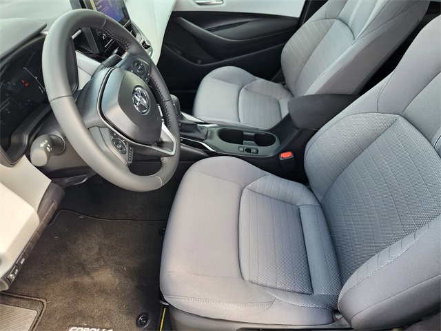 2026 Toyota Corolla SE photo 7