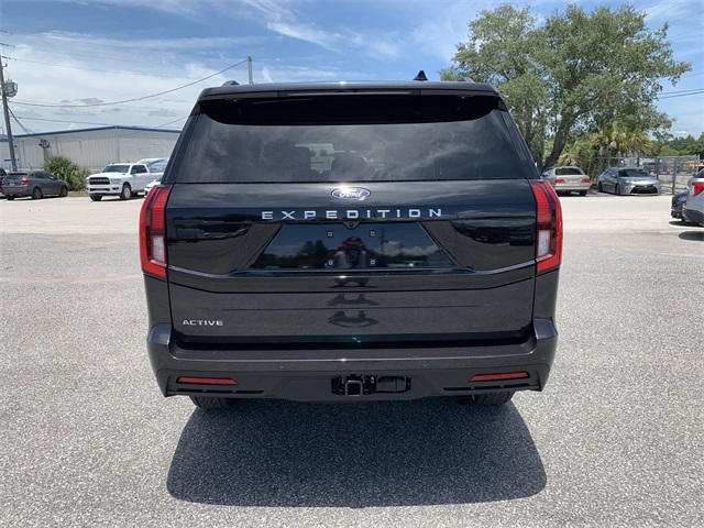 2025 Dark Matter Gray Metallic Ford Expedition Active 4X4 SUV