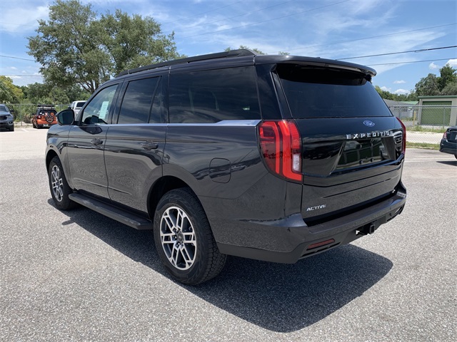 2025 Dark Matter Gray Metallic Ford Expedition Active 4X4 SUV