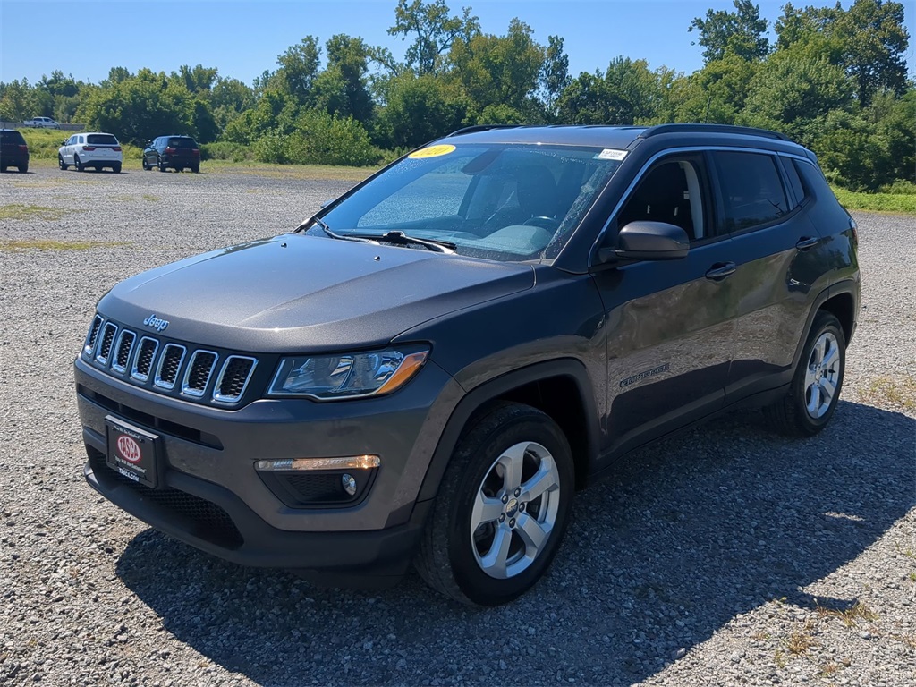 2020 Jeep Compass Latitude photo 3