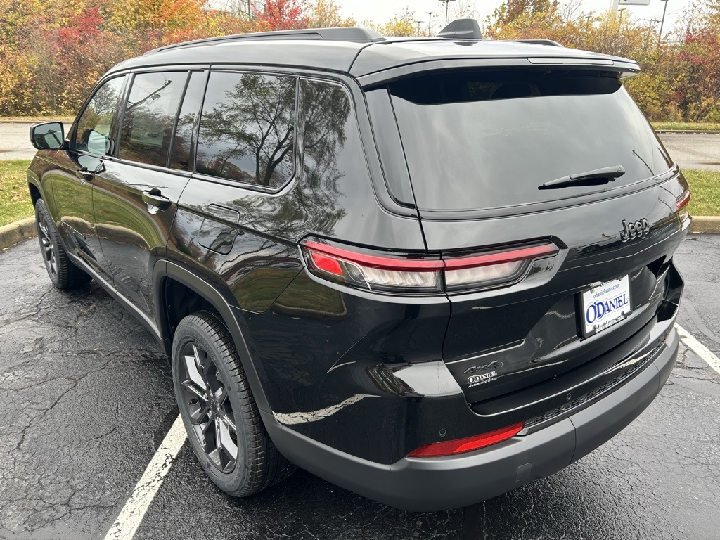 new 2025 Jeep Grand Cherokee L car, priced at $52,585
