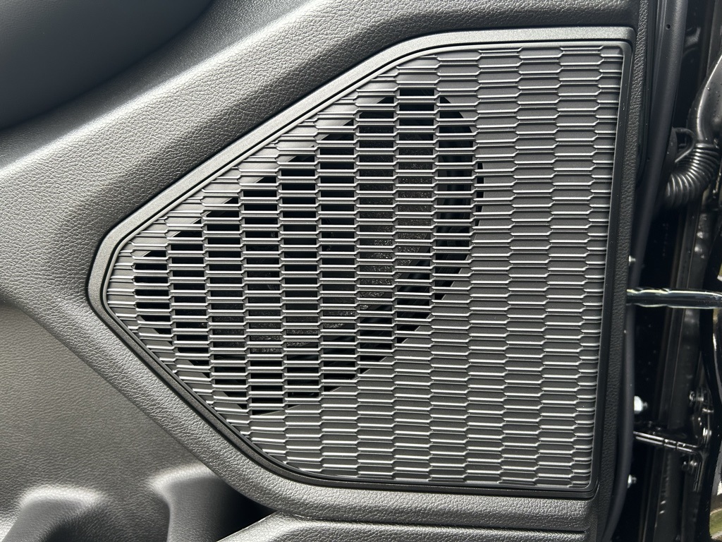 new 2025 Jeep Grand Cherokee L car, priced at $52,585