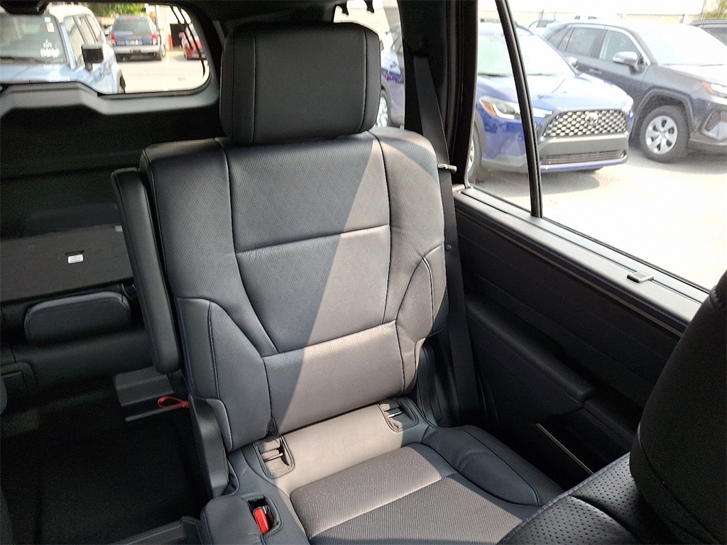 2026 Toyota Sequoia Platinum photo 14