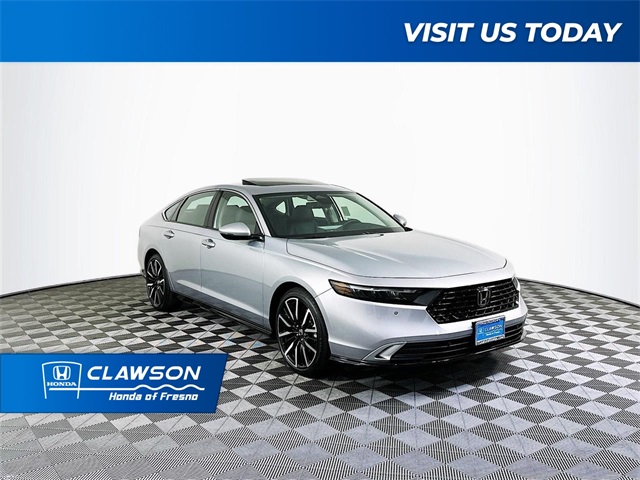 2025 Honda Accord Hybrid Touring's photo