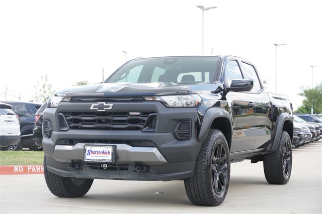 2023 Chevrolet Colorado Trail Boss photo 3