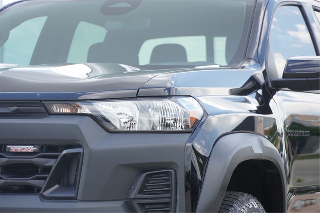 2023 Chevrolet Colorado Trail Boss photo 4