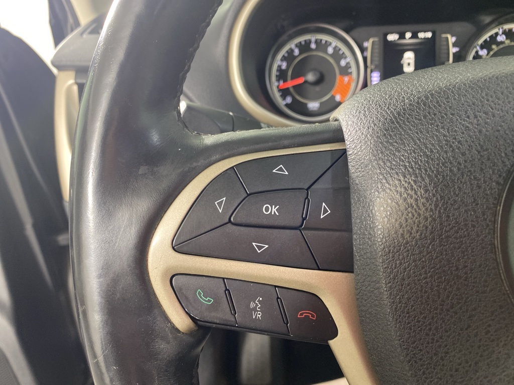 2014 Jeep Cherokee Latitude photo 17