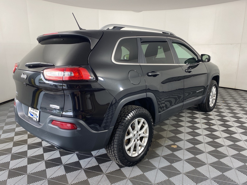 2014 Jeep Cherokee Latitude photo 3