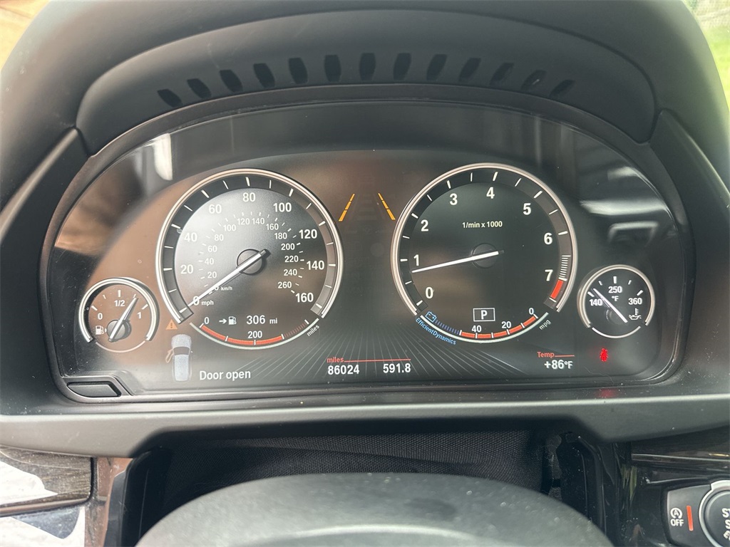X5 xDrive50i