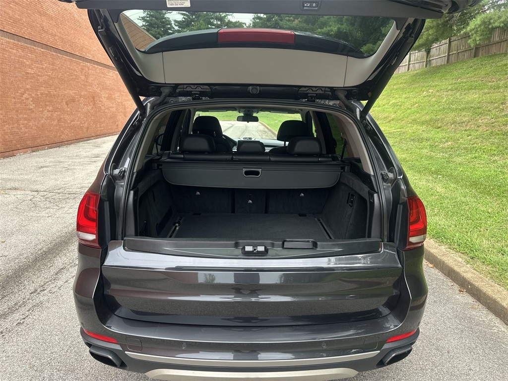 X5 xDrive50i