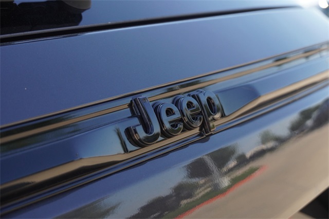 2025 Jeep Grand Cherokee Altitude X photo 8