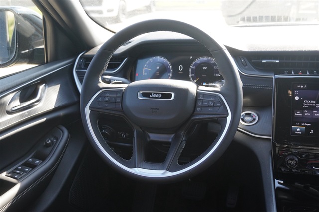 2025 Jeep Grand Cherokee Altitude X photo 12