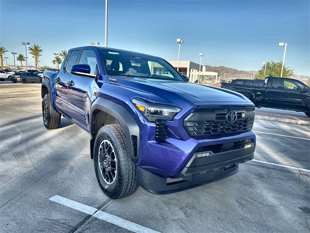 2025 Toyota Tacoma TRD Off-Road Double Cab photo 3