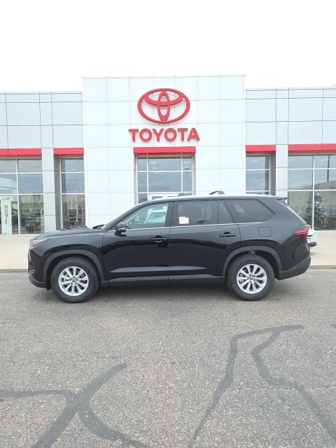 2026 Toyota Highlander Hybrid XLE photo 2