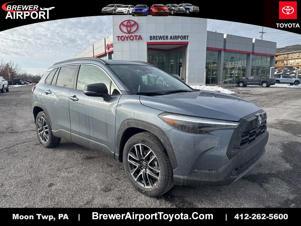 2026 Toyota Corolla Cross XLE's photo