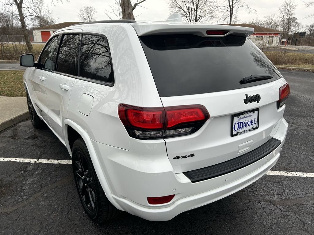 used 2018 Jeep Grand Cherokee car, priced at $13,373