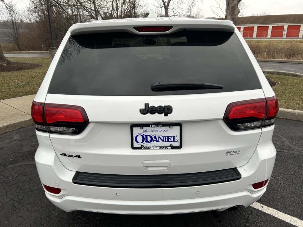 used 2018 Jeep Grand Cherokee car, priced at $13,373