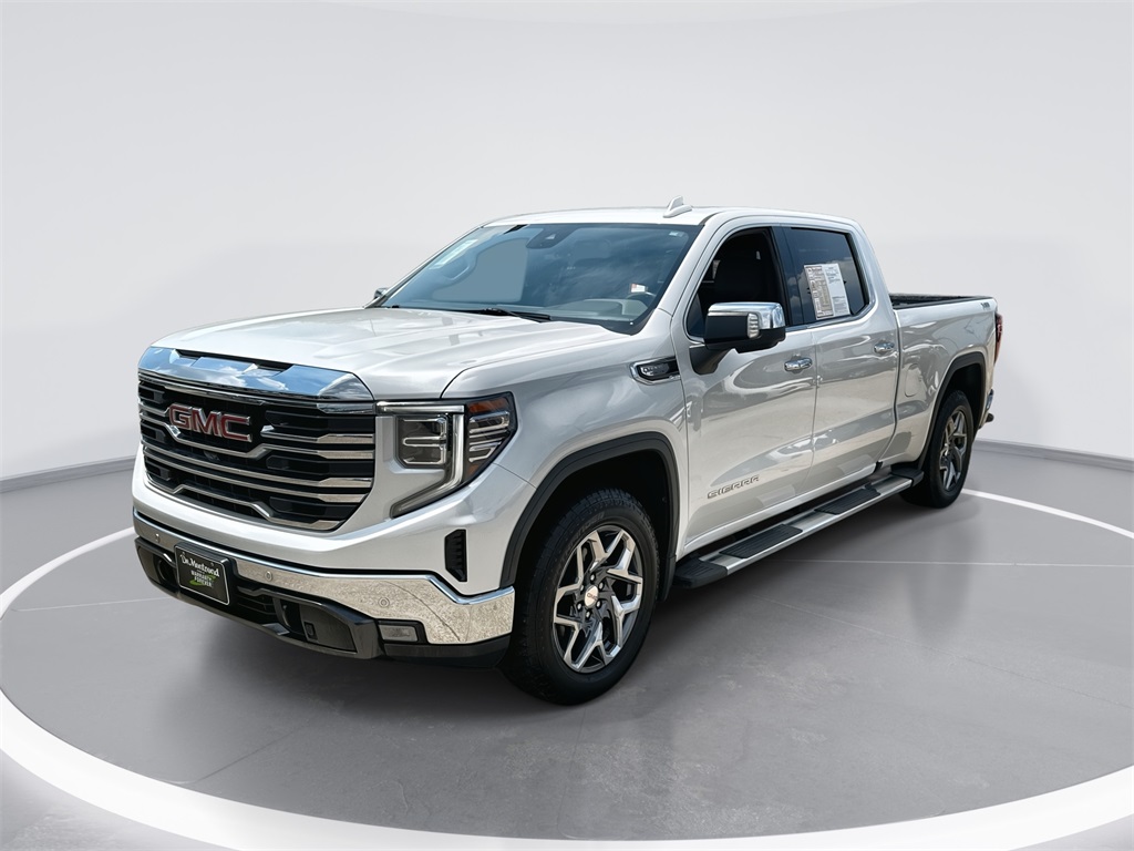 2022 GMC Sierra 1500 SLT's photo