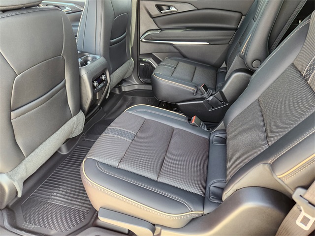 2025 Radiant Red Tintcoat Chevrolet Traverse High Country FWD SUV