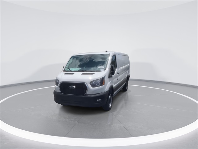 2024 Ford Transit photo 2