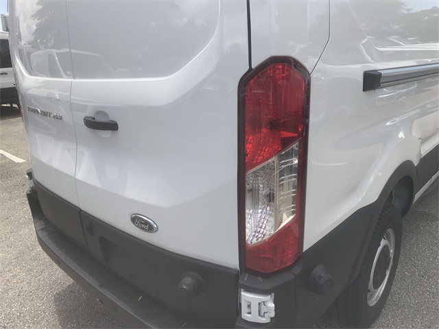2024 Ford Transit photo 21