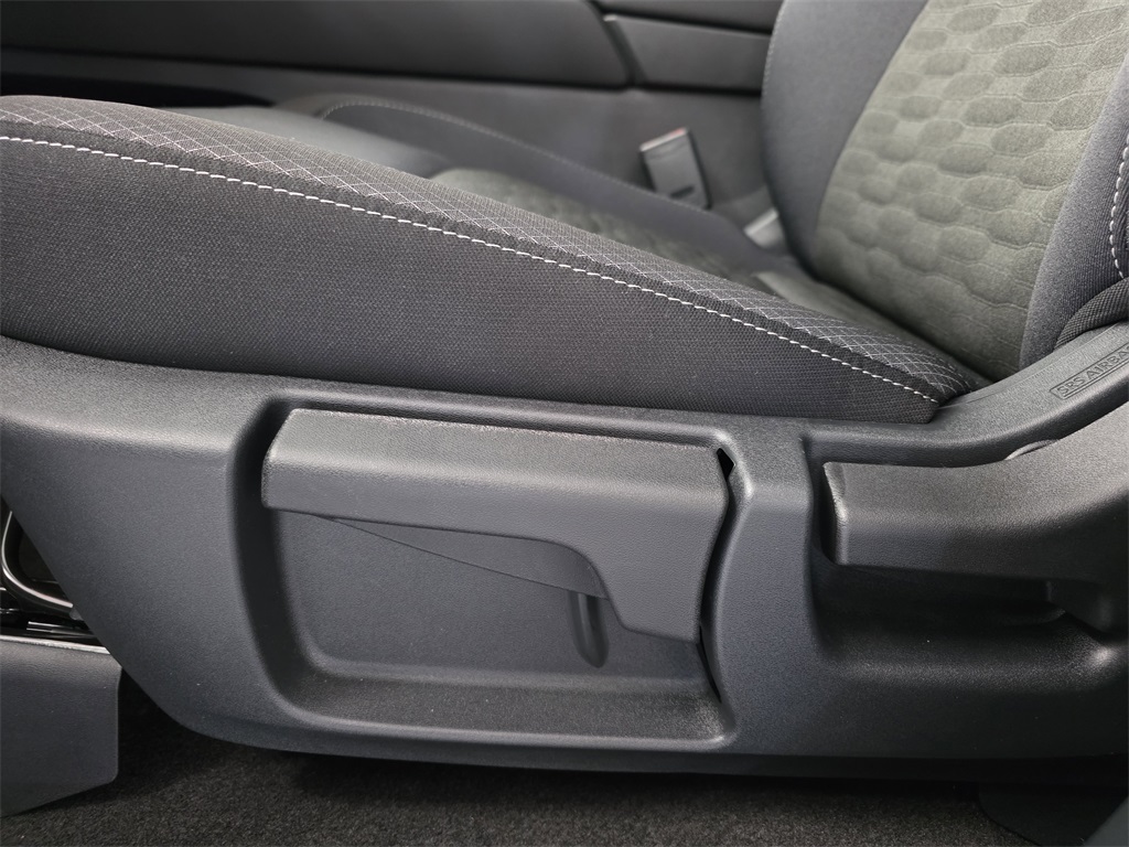 new 2026 Nissan Pathfinder car, priced at $34,508