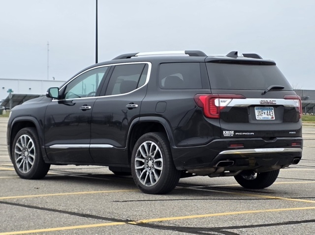 2022 GMC Acadia AWD Denali