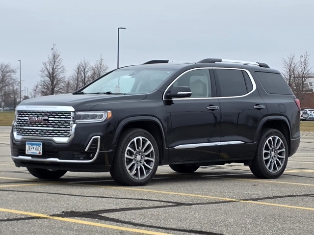 2022 GMC Acadia AWD Denali