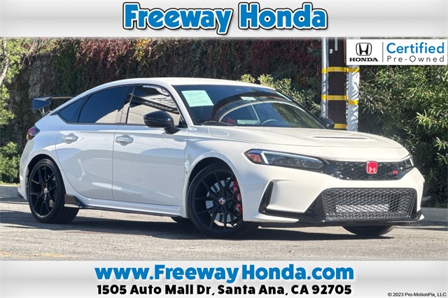 2024 Honda Civic Hatchback Type-R's photo