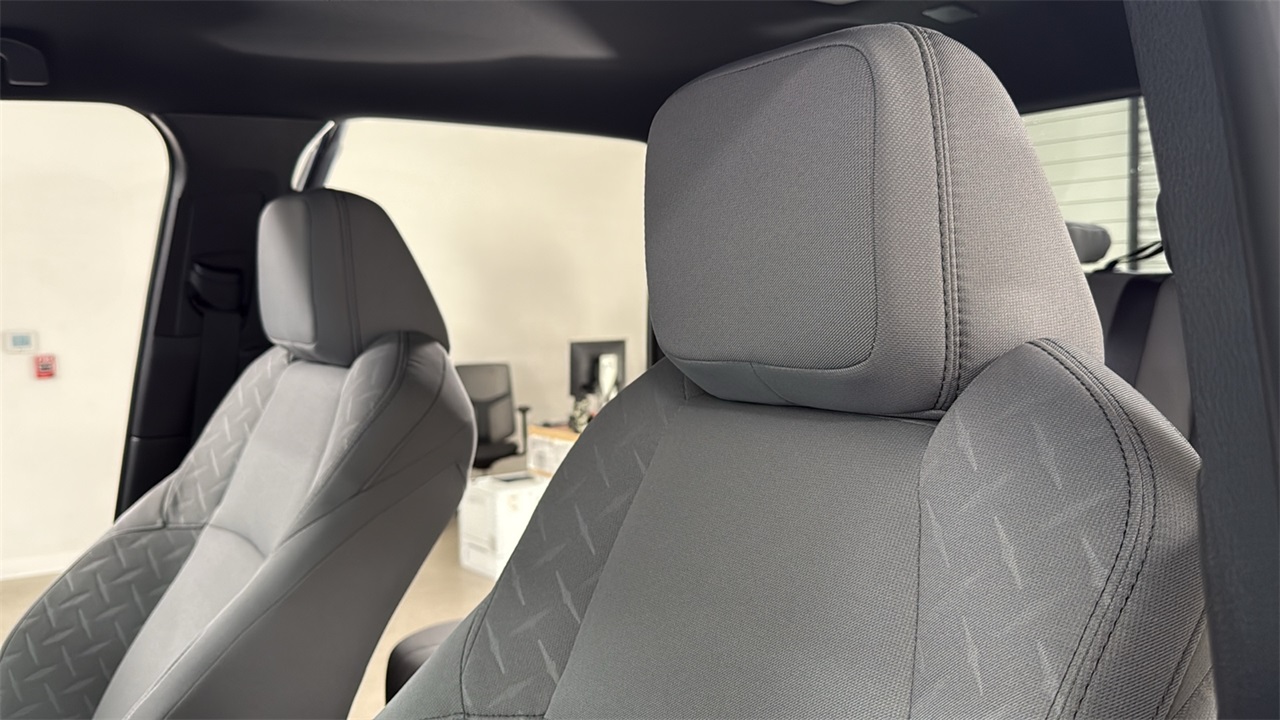 2025 Toyota Tacoma SR5 Double Cab photo 12
