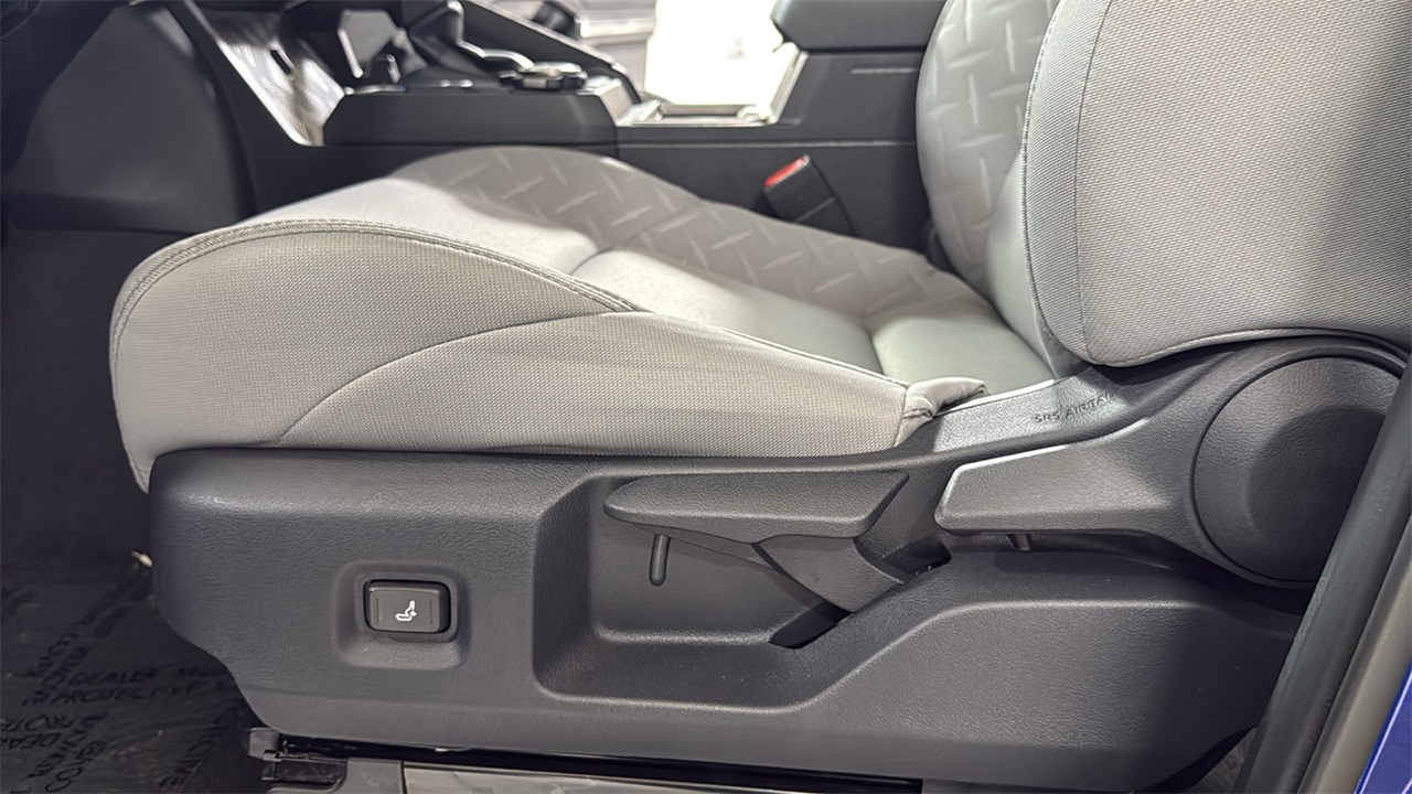 2025 Toyota Tacoma SR5 Double Cab photo 13