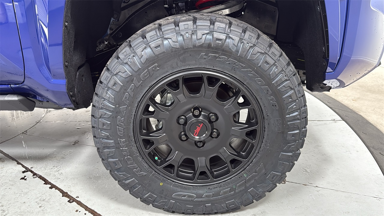2025 Toyota Tacoma SR5 Double Cab photo 21