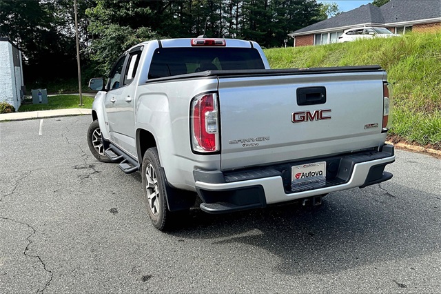 2015 Quicksilver Metallic GMC Canyon SLE1 4X4 Truck