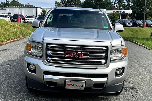 2015 Quicksilver Metallic GMC Canyon SLE1 4X4 Truck