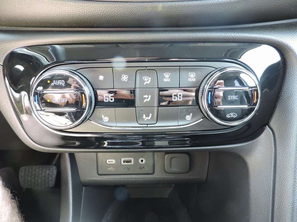 2021 Red Buick Encore GX Select AWD SUV