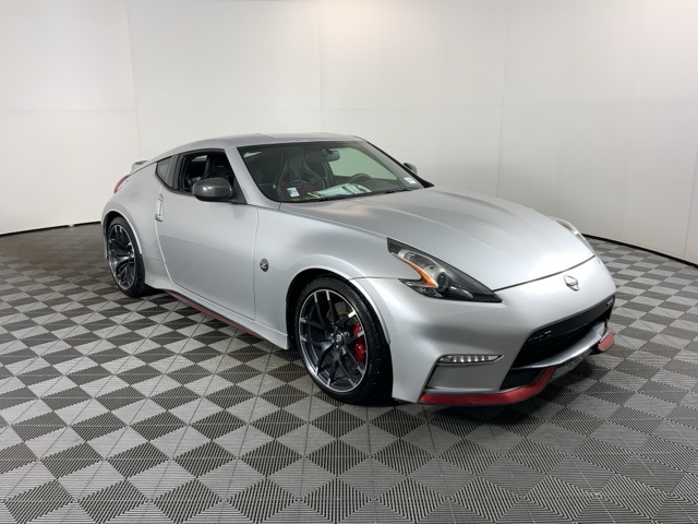 Pre-Owned 2017 Nissan 370Z Nismo 2D Coupe for Sale #I8462B