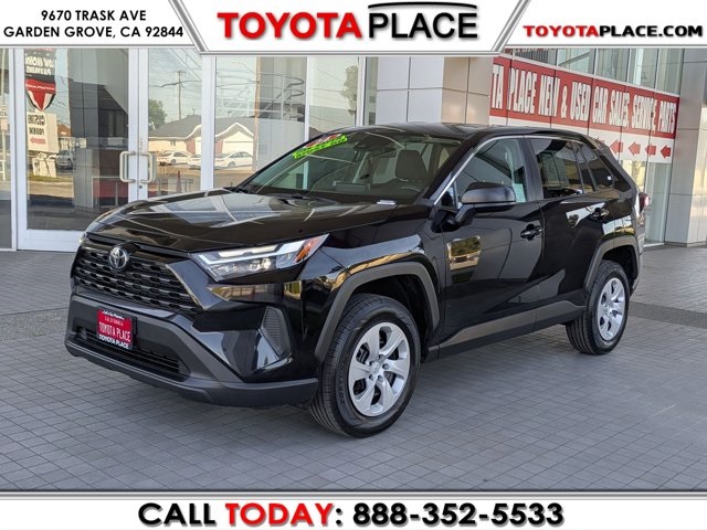 2024 Toyota RAV4 LE