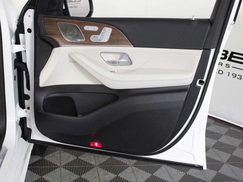 used 2026 Mercedes-Benz GLE car, priced at $65,988