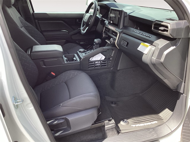 2025 Toyota Tacoma SR Double Cab photo 15