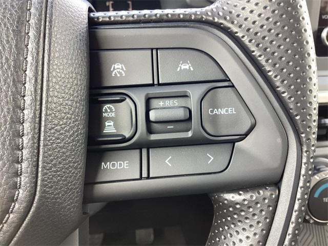 2025 Toyota Tacoma SR Double Cab photo 18