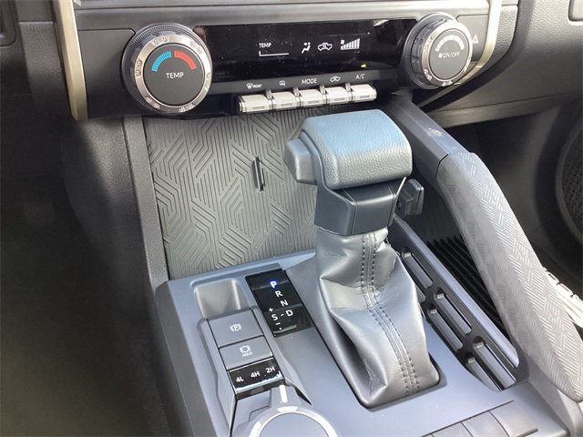 2025 Toyota Tacoma SR Double Cab photo 21
