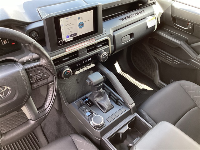 2025 Toyota Tacoma SR Double Cab photo 24