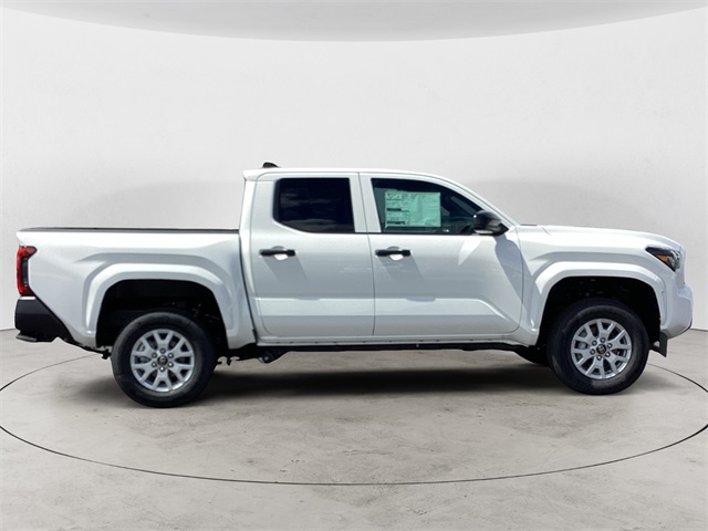 2025 Toyota Tacoma SR Double Cab photo 6