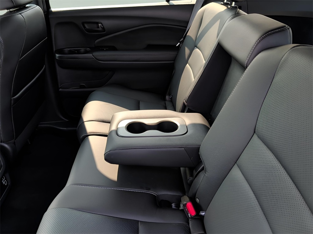 2023 Honda Passport EX-L photo 3