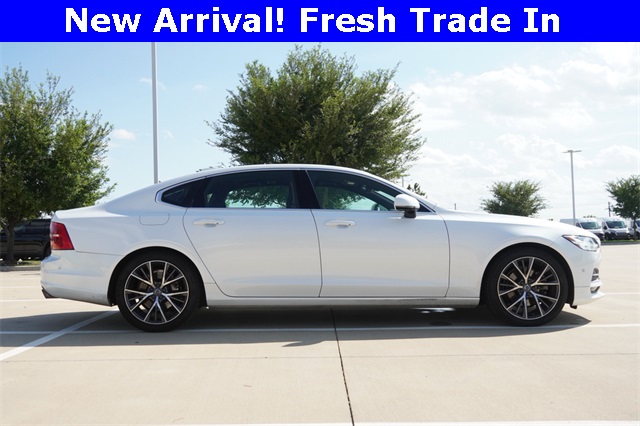 2018 Volvo S90 T5 Momentum photo 7