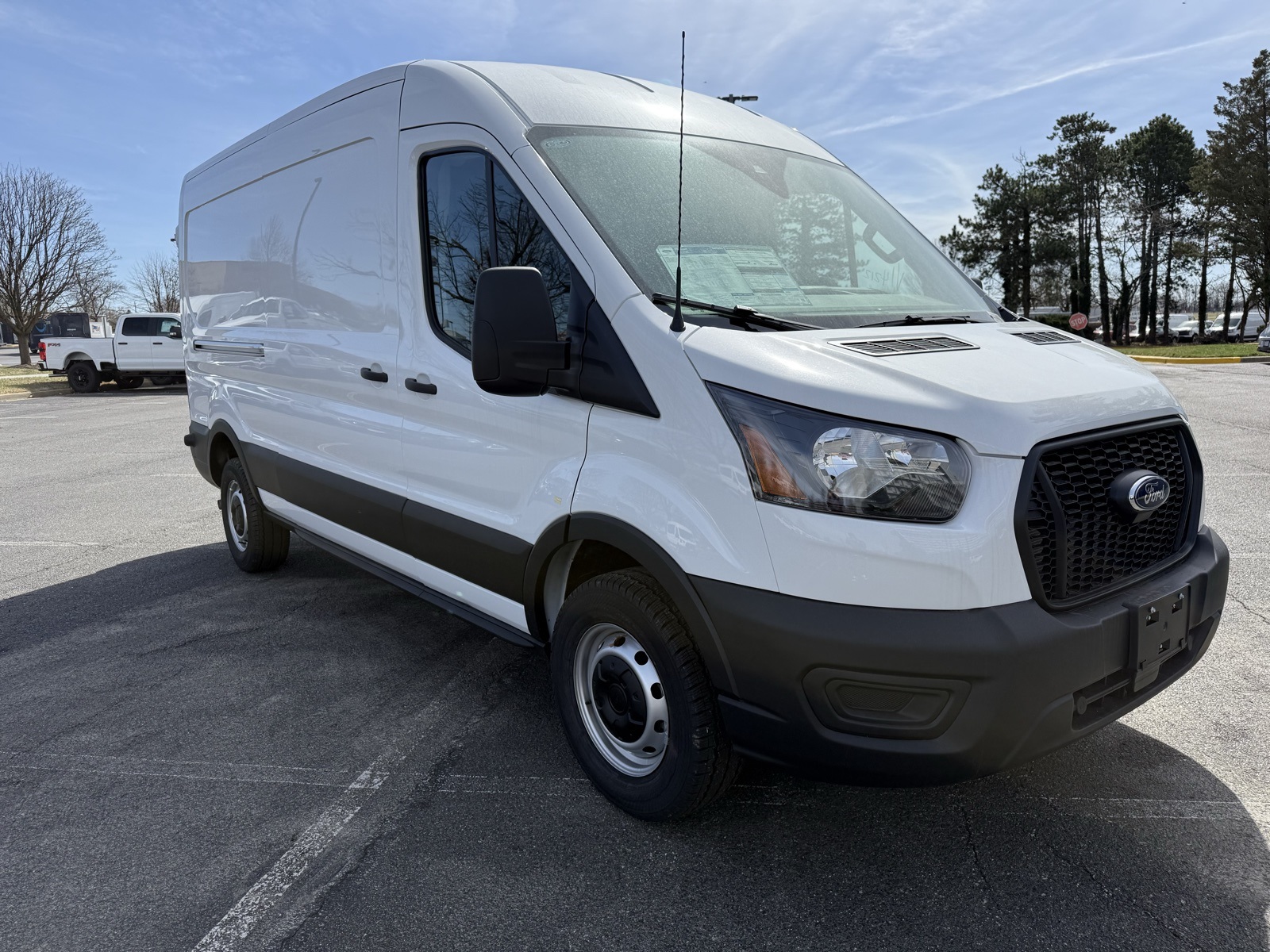 Transit Van 150 Medium Roof w/148-inch WB