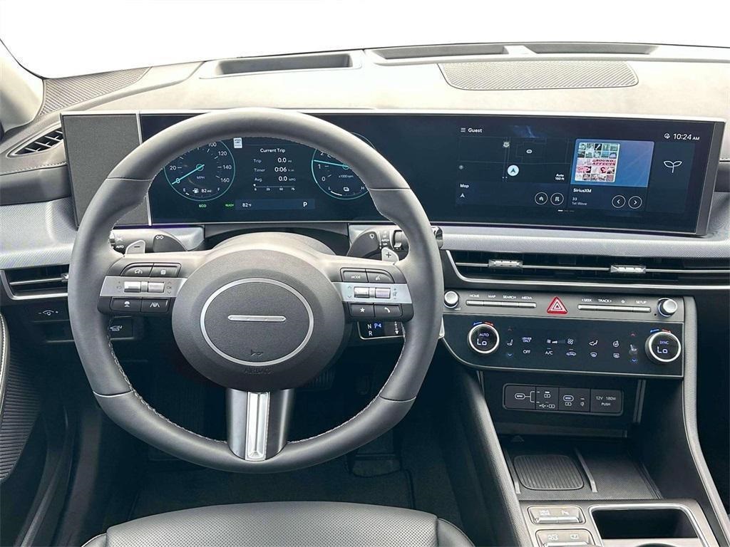 2025 Hyundai Sonata Hybrid Limited photo 17