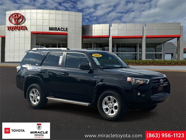 2023 Toyota 4Runner SR5's photo