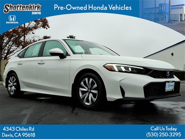 2025 Honda Civic LX's photo