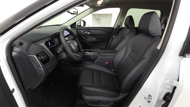 2025 Everest White Pearl Nissan Rogue SL FWD SUV